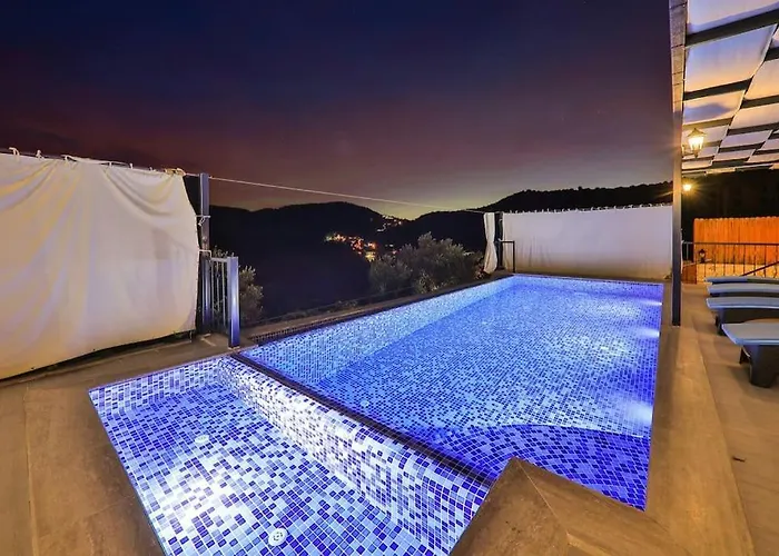 Calikusu Kalkan Villa